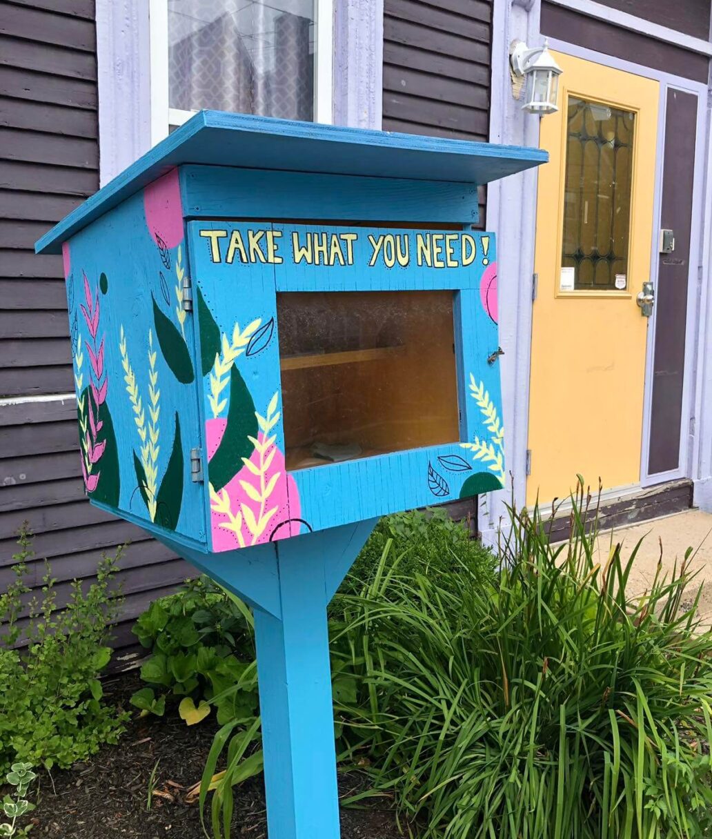 A mailbox type box where people can take what they need